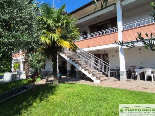 VILLA PLURIFAMIGLIARE SALTRIO